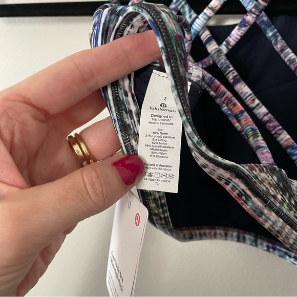 NWT Lululemon Free to be Wild High Neck Sports Bra - Picture 4 of 7